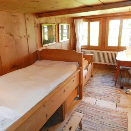 Walker's Hus Apartment