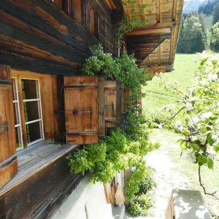 Walker's Hus Saanen